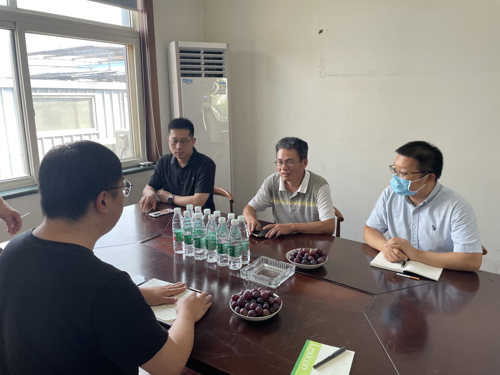 座談會(huì)2.jpg 座談會(huì)2.jpg